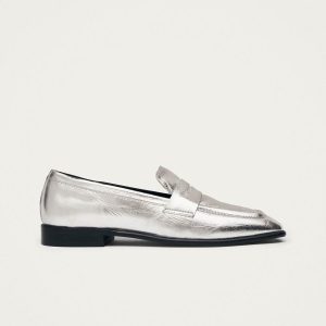Zaha Shimmer Silver Leather Loafers